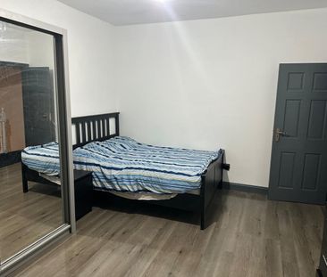 Room in a Shared House, Bengal Road, IG1 - Photo 1