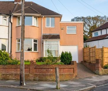 3 bedroom detached house to rent - Photo 2