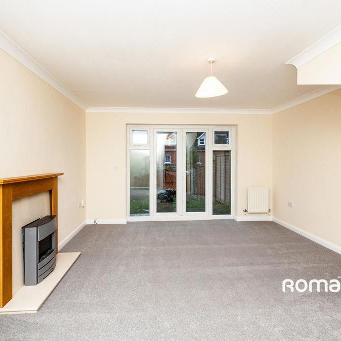 3 bedroom terraced house to rent - Photo 1