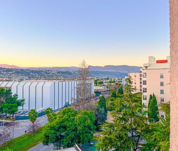 Location Appartement 2 pièces Meublé 44m² NICE 06200 - Photo 3