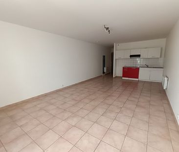 STUDIO NON MEUBLÉ - Photo 1