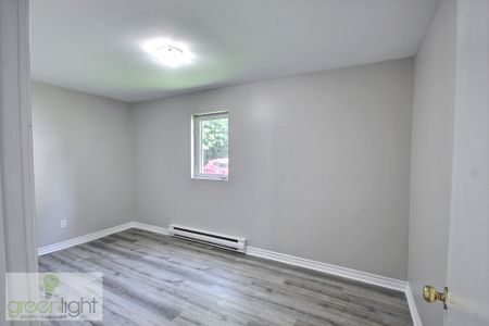 42 Curry St - Upstairs, Moncton, NB, E1A 3V5, Canada - Photo 4