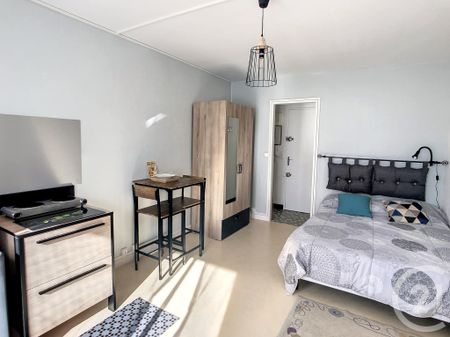 Location Appartement 1 pièce 17m² TROYES 10000 - Photo 2