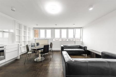 3 bedroom flat to rent - Photo 3