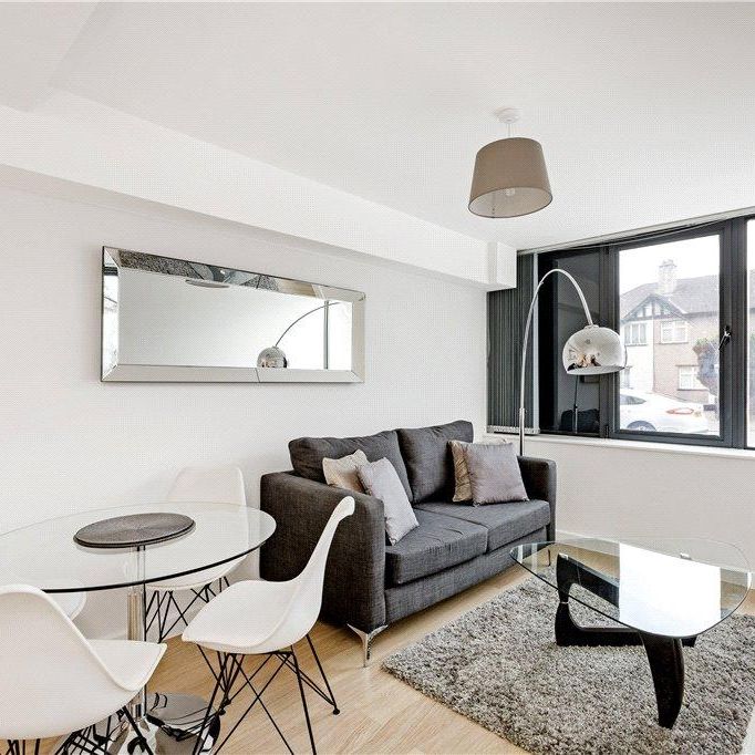 1 bedroom property to rent - Photo 1