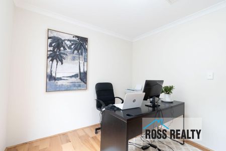 LUXURY LIVING IN PRIME LOCATION! - Photo 5