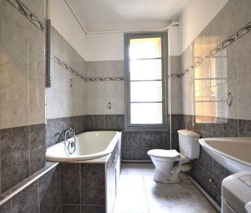 Location Appartement 2 pièces 39m² BASTIA 20200 - Photo 5