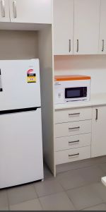 2 bed 2 baths - Photo 3