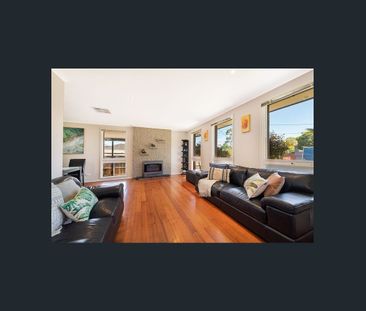 Attractive Family Home - Photo 3