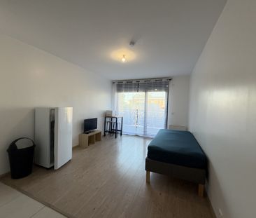 STUDIO MEUBLÉ DE 25m2 - RÉSIDENCE RÉCENTE - PARKING EN SOUS SOL - Photo 1