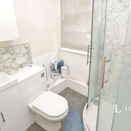 House share to rent - Photo 3
