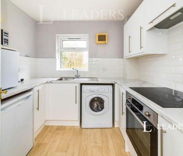 1 bedroom flat to rent - Photo 5