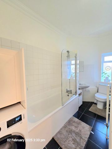 Studio Flat, Edgware Rd, W2 - Photo 4