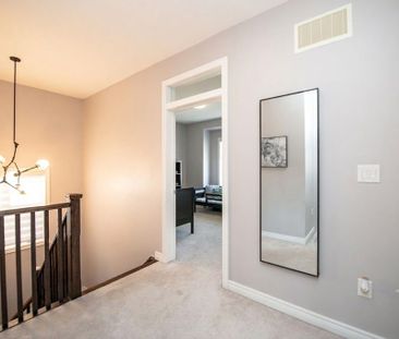 For Lease - 35 MOWDER Drive, Aurora, Ontario - Photo 2