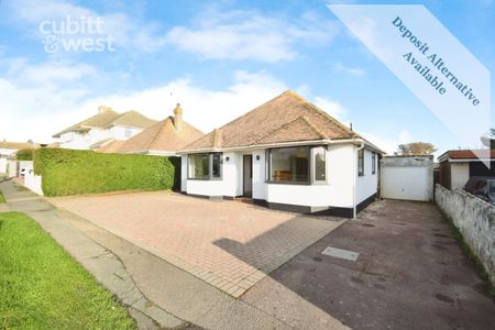 5 bedroom detached bungalow to rent - Photo 4