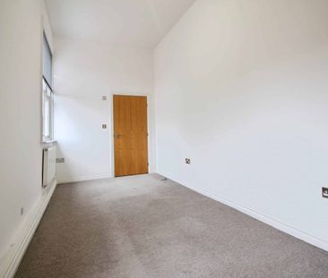 The Old School Euclid Street, Swindon, Swindon, SN1 - Photo 2