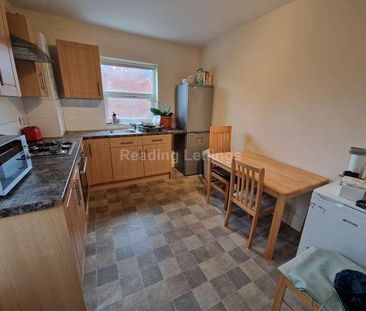 House Share - Addington Road, Reading, RG1 - Photo 3