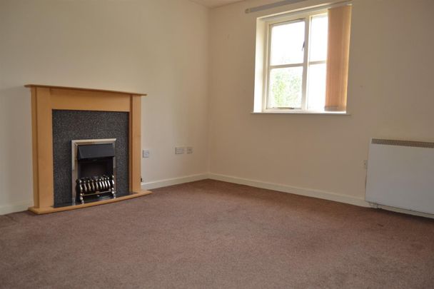 Manygates Court, Sandal, Wakefield - Photo 1