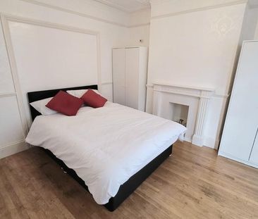 House share to rent - Photo 1