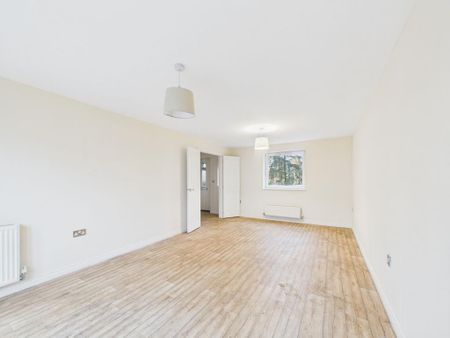 5 bedroom end of terrace house to rent - Photo 2