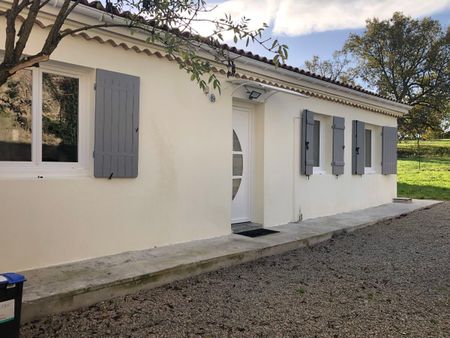 A LOUER VERTHEUIL MAISON 57 m2 ENTIEREMENT RENOVEE AVEC JARDIN - Photo 3