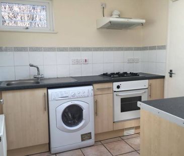 1 bed Apartment - To Let - Photo 4