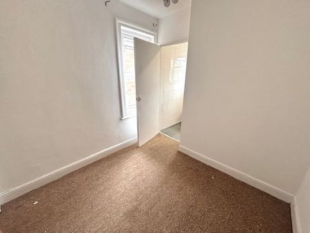 Windsor Street - Photo 5