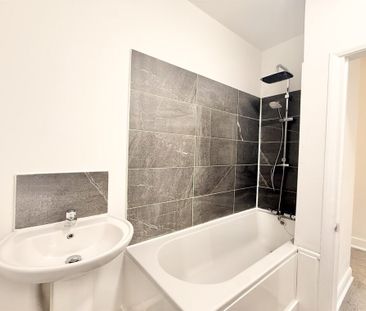 2 bed Flat Oban Road, Southend-on-Sea, SS2 - Photo 2