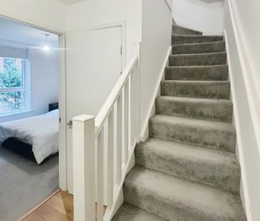 Cotton Grove, Stockport - Photo 3