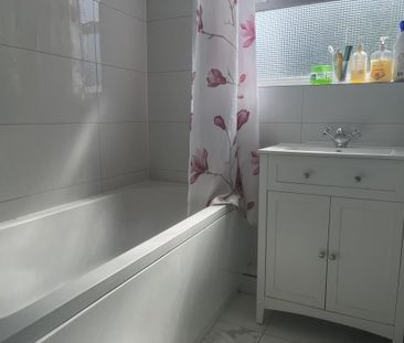 1 bedroom semi-detached house to rent - Photo 6