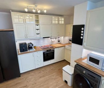 Piso de alquiler en Calle Brahms, 6, Los Guindos - Parque Mediterrá... - Photo 2