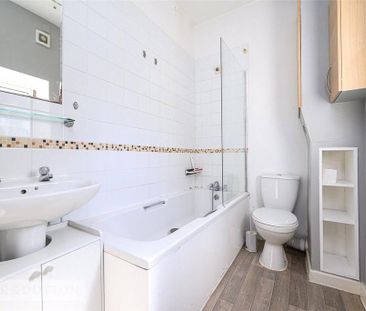 2 bedroom terraced house to rent - Photo 6