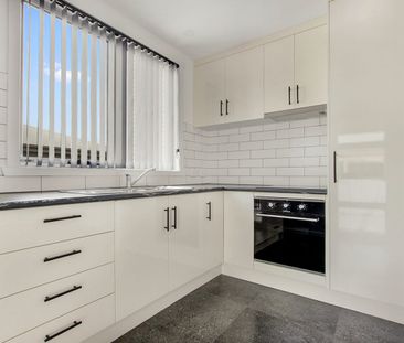 Modern Two Bedroom Gem - Photo 5