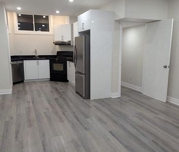 For Lease - 187 Crossland Gate Unit# Lower, Newmarket, Ontario - Photo 4