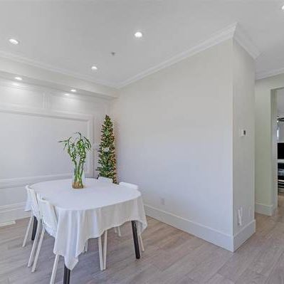 3 bedroom, 2 bathroom Upper for rent - Photo 1