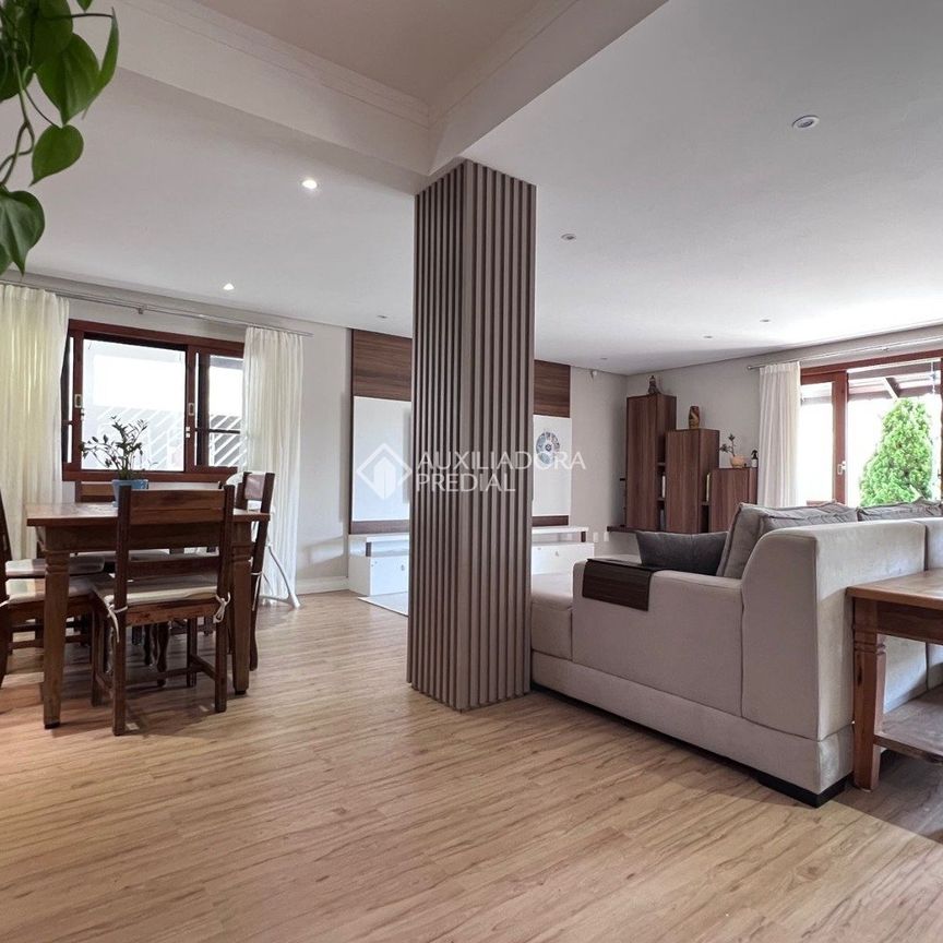 Casa com 3 quartos e 120m² para alugar em Campeche, Florianópolis. - Foto 1