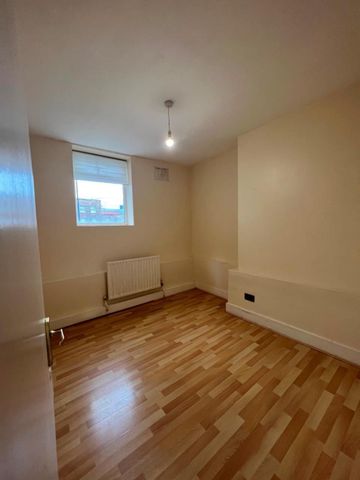 2 Bed Flat, Regal Row, SE15 - Photo 5