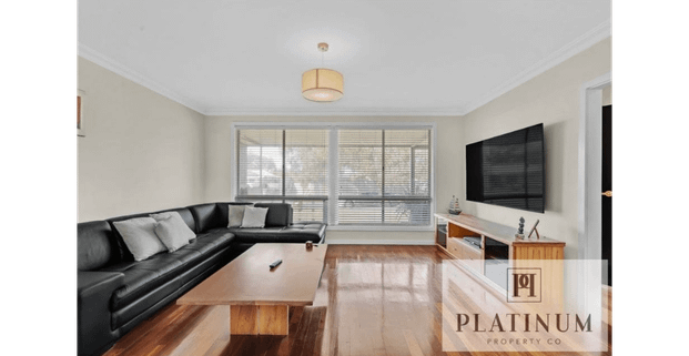 Spacious 4-Bedroom Family Home in South Bunbury - Photo 1