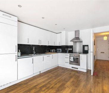 3 bedroom apartment to rent - Photo 6