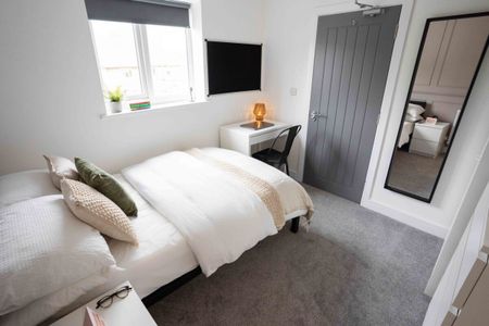 Cobbett Close #1 - Photo 5
