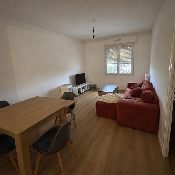 Location Appartement 2 pièces 46m² MONT DE MARSAN 40000 - Photo 1