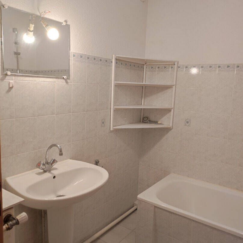 Location appartement 3 pièces 57.69 m² à Oyonnax (01100) - Photo 1