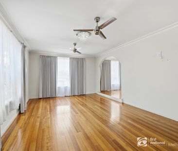 Stylish Renovated Home Offering Comfort and Space - Photo 3