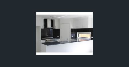 8 Banks Crescent, Baringa - Photo 3