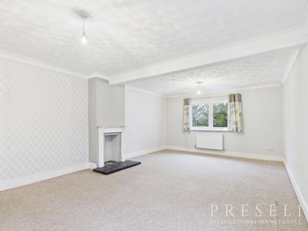 4 bedroom detached bungalow to rent - Photo 2