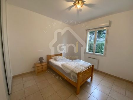 A LOUER - AUBIGNAN - APPARTEMENT TYPE 3 MEUBLE, - Photo 3