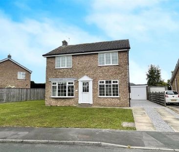 4 bedroom detached house to rent - Photo 5