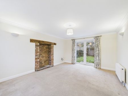 Lowridge House Station Road, Woodmancote, Cheltenham - Photo 3