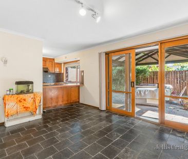 11 Royal Court, Seabrook - Photo 4