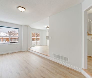 For Lease - 20 Felt Crescent, Barrie, Ontario - Photo 1